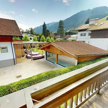 Apartment Dream Apartment, Only Minutes From Center, Hahnenkamm Lift, And Golf Course *